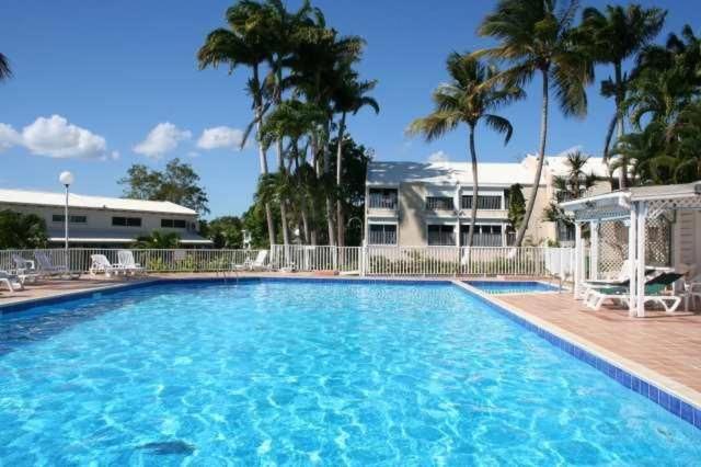 Superbe Studio Avec Piscine, Au Coeur De La Marina! Village Soleil ! Proche Aeroport & Ferry Le Gosier  Exterior foto