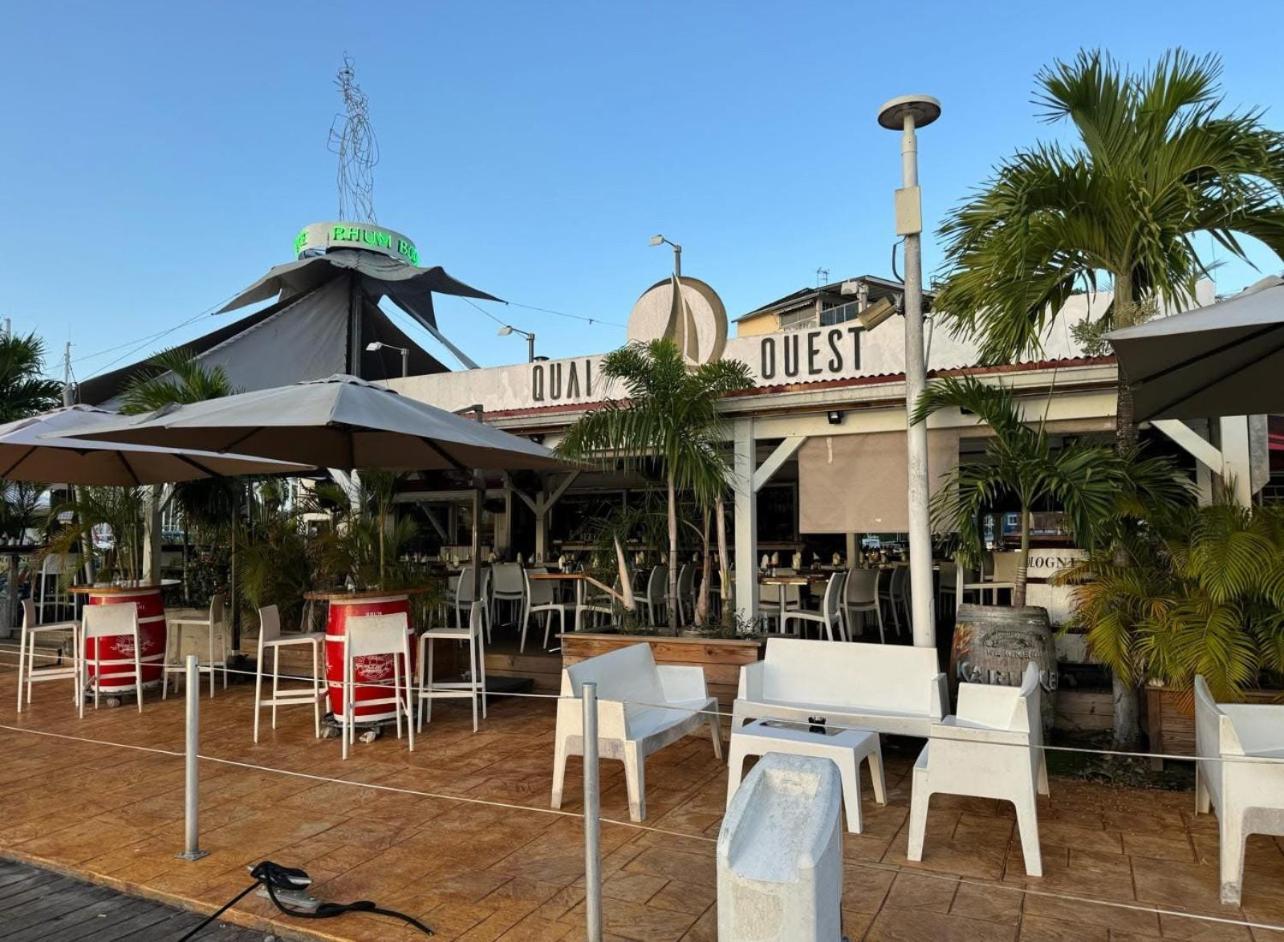 Superbe Studio Avec Piscine, Au Coeur De La Marina! Village Soleil ! Proche Aeroport & Ferry Le Gosier  Exterior foto